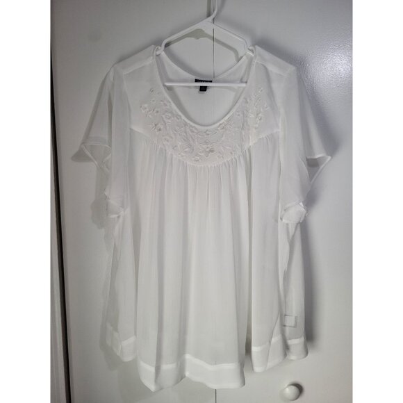 torrid Tops - Torrid White Embroidered Chiffon Sheer Blouse SZ 2 Floral Flowy Festival Summer